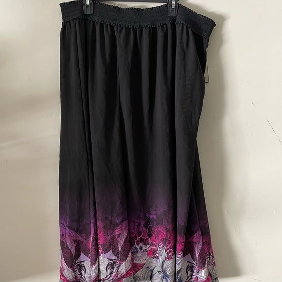 DANA BUCHMAN maxi starching skirt. Ladies size 3X